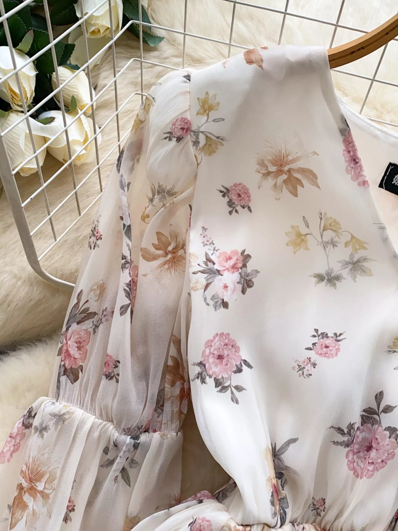 Floral Print Chiffon Balloon Sleeve Blouse