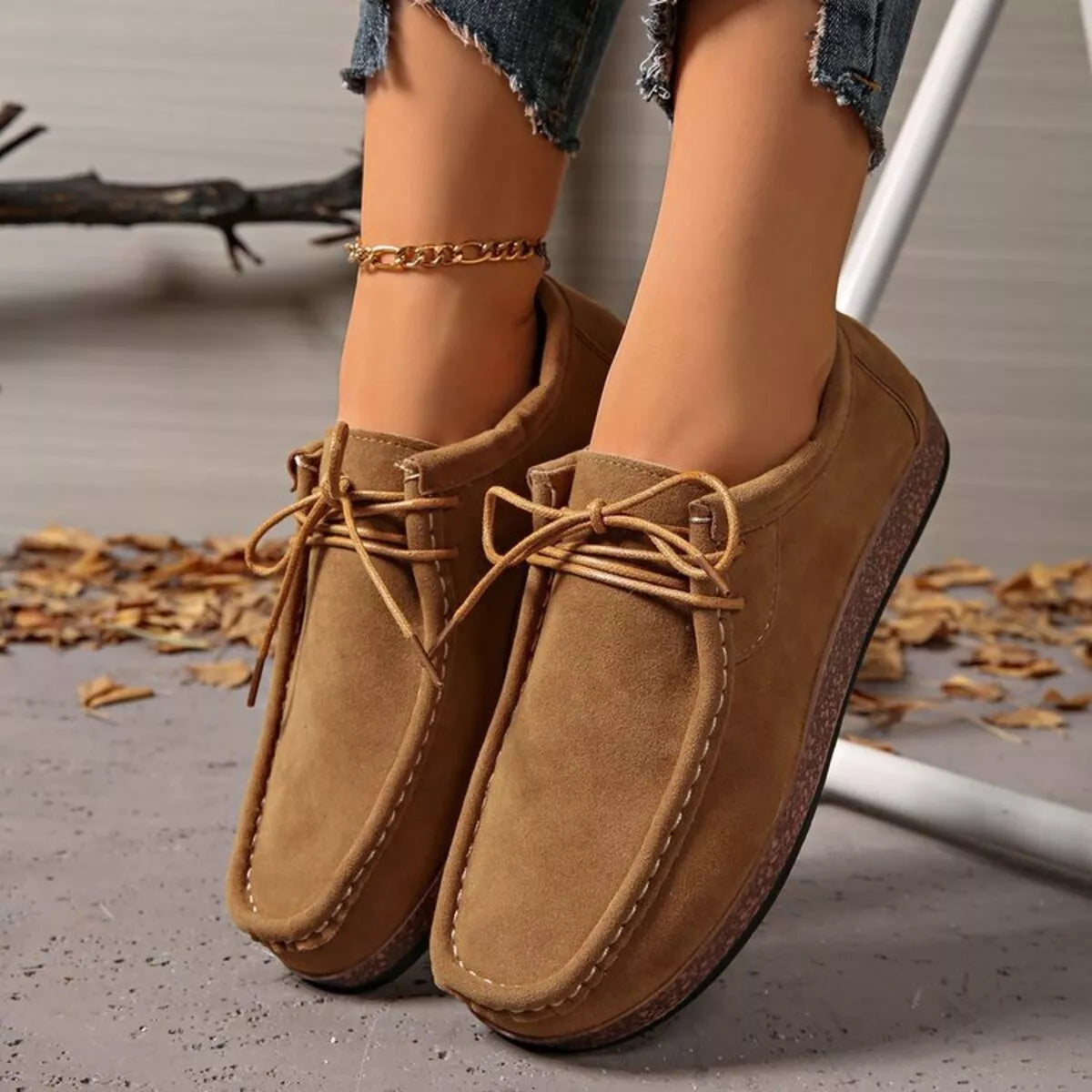 Round Toe Lace Up Loafers
