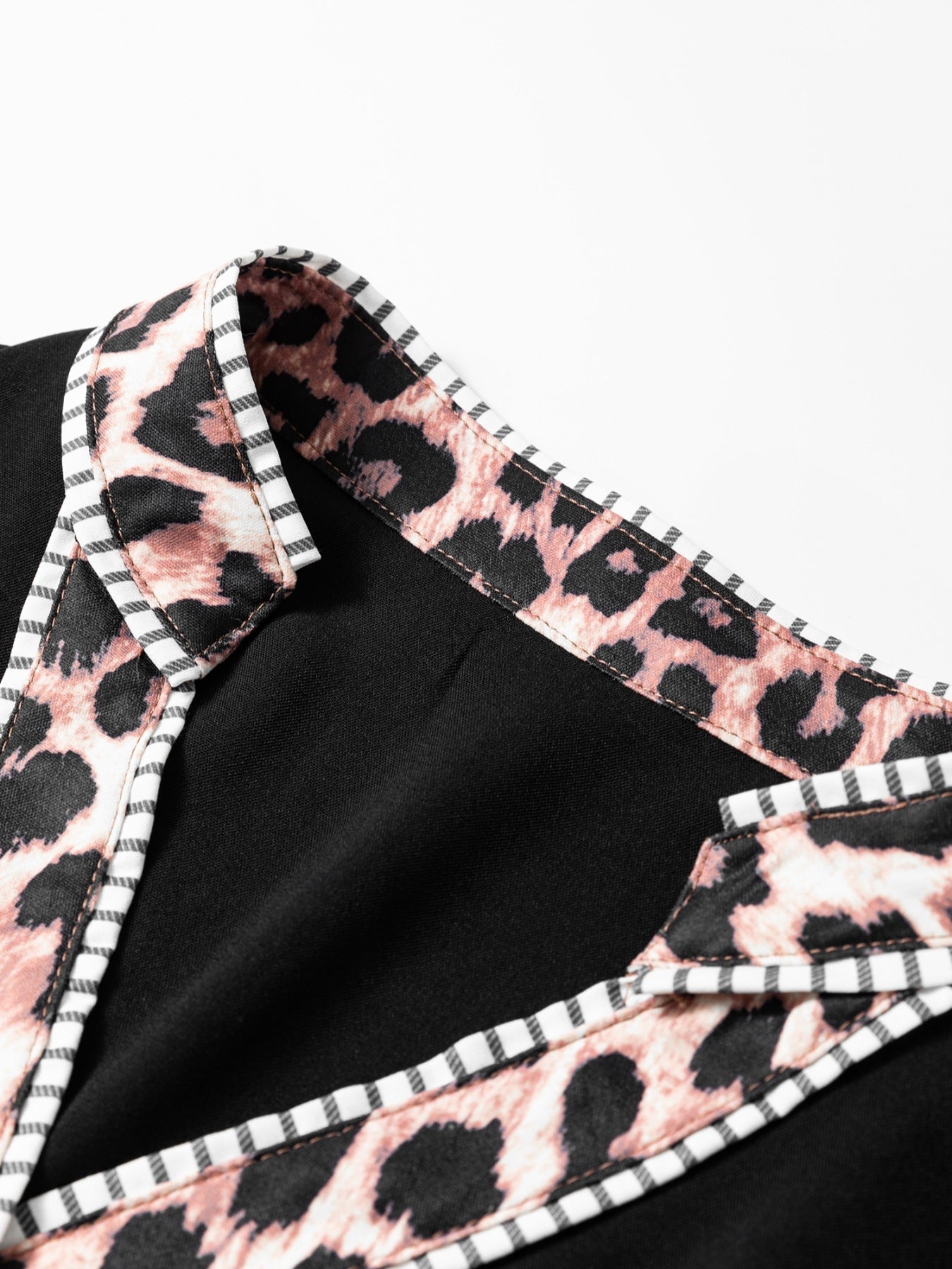 Leopard Trim Puff Sleeve Blouse