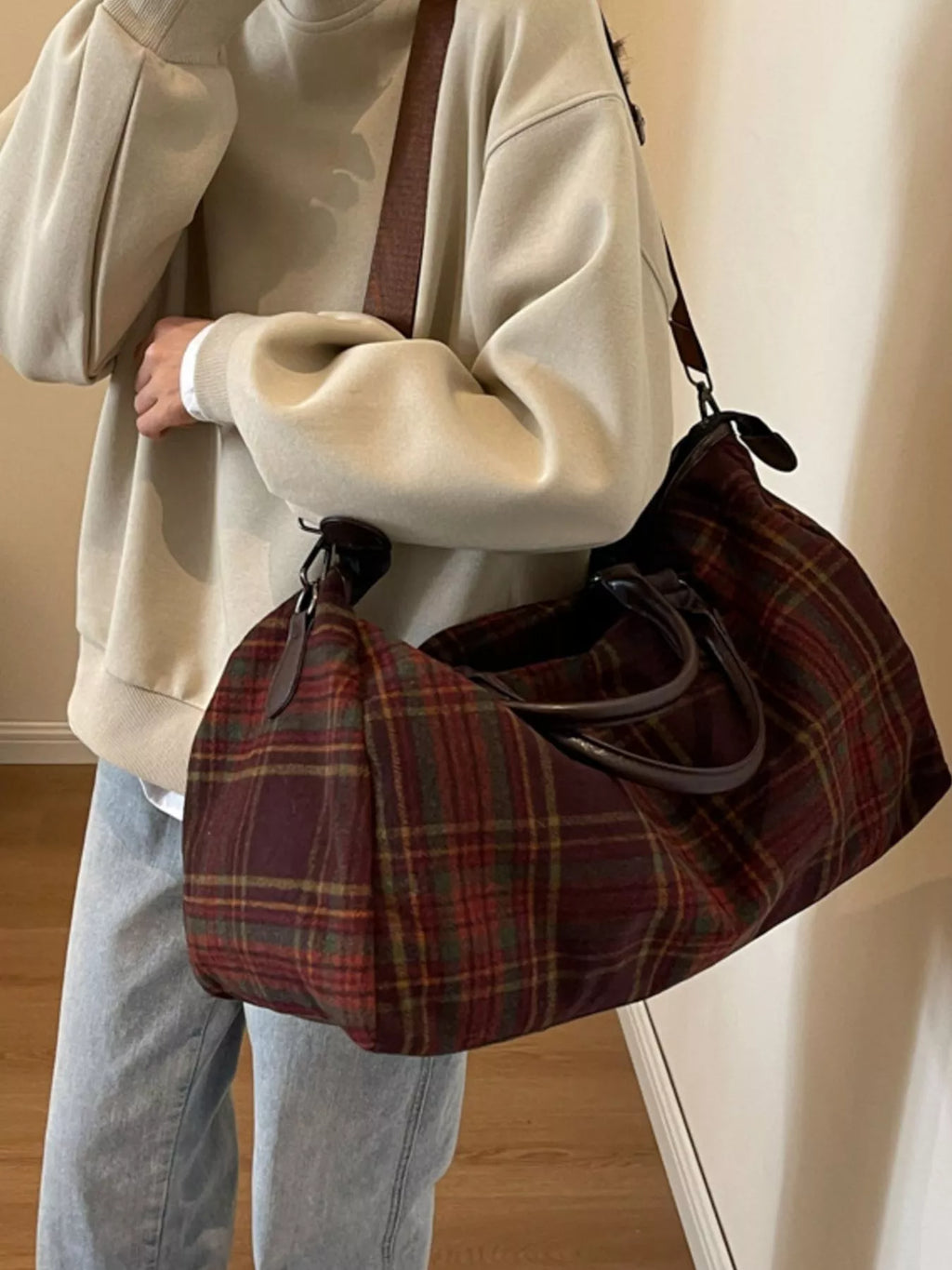 Vintage Plaid Pattern Travel Bag