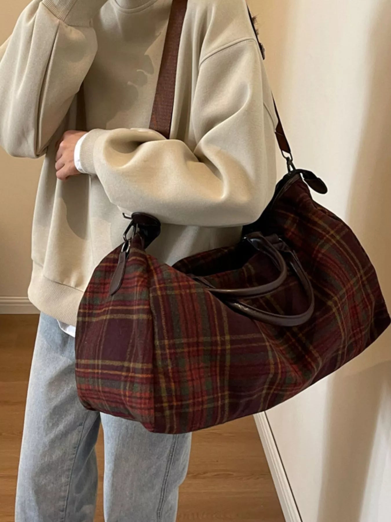 Vintage Plaid Pattern Travel Bag