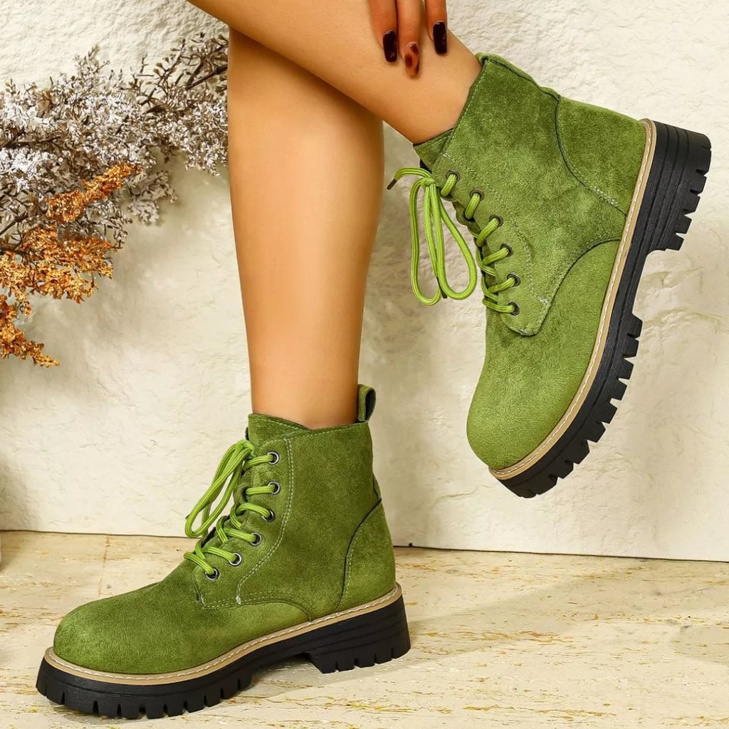 Round Toe Lace Up Boots