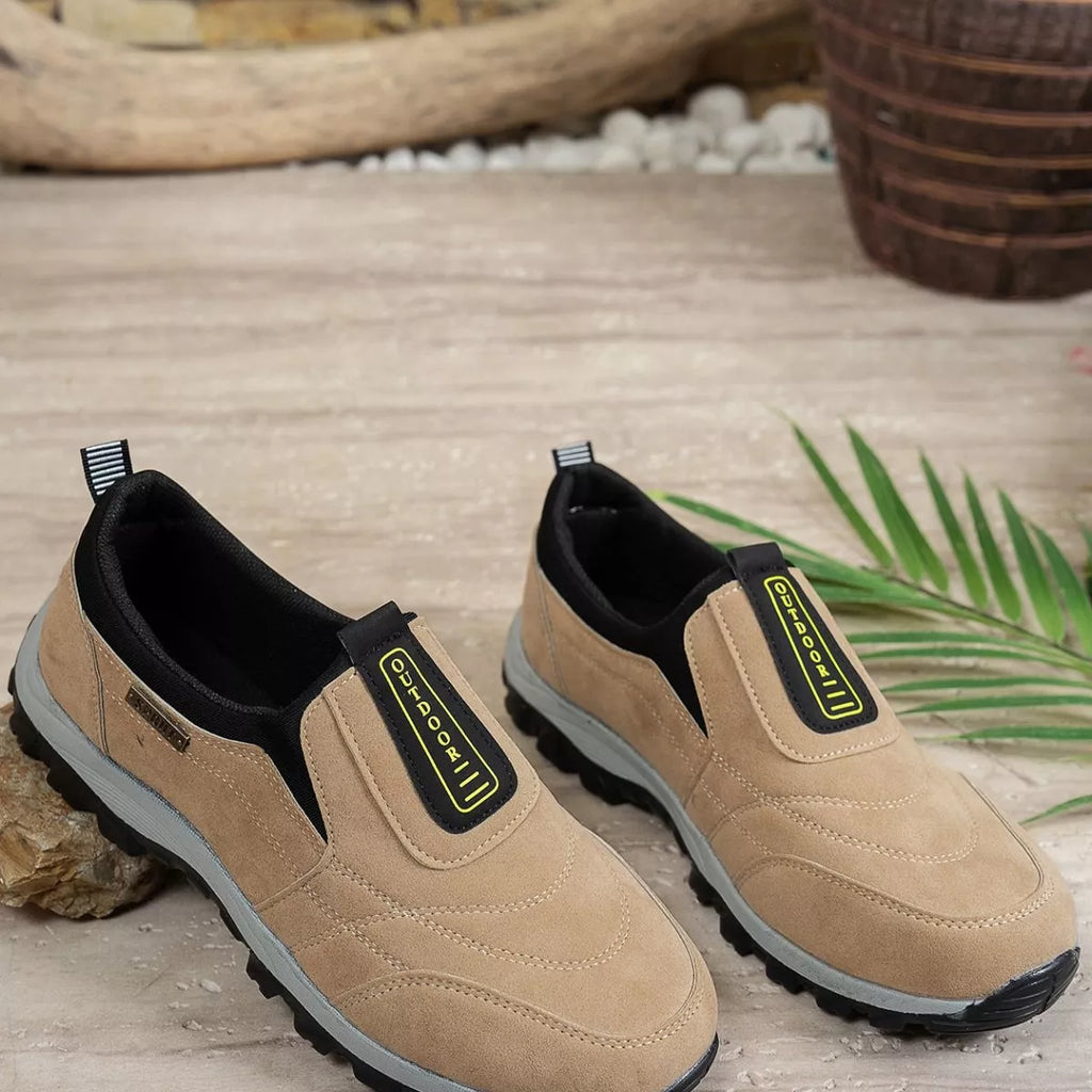 Round Toe Breathable Sneakers