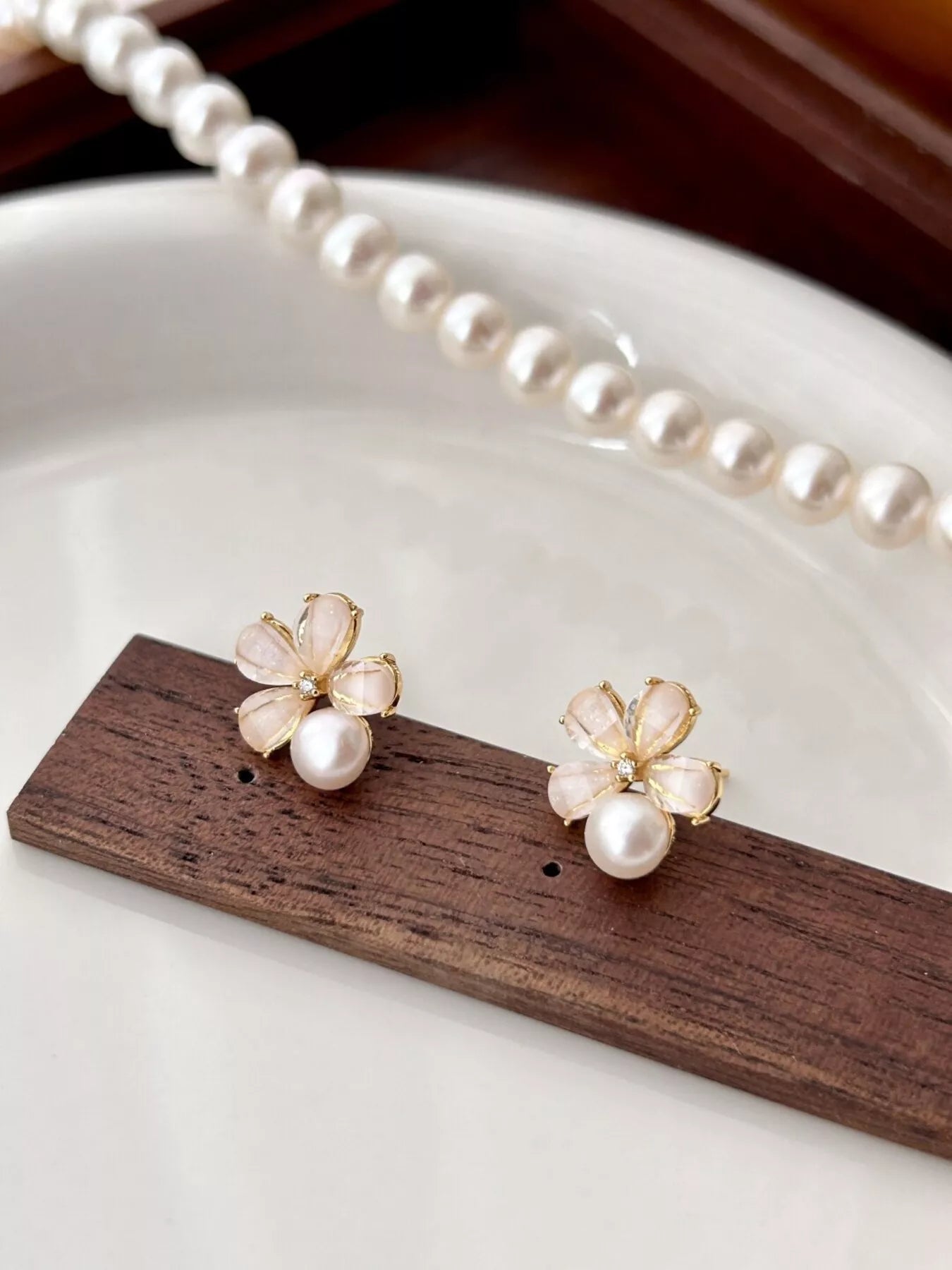 Floral Pearl Stud Earrings