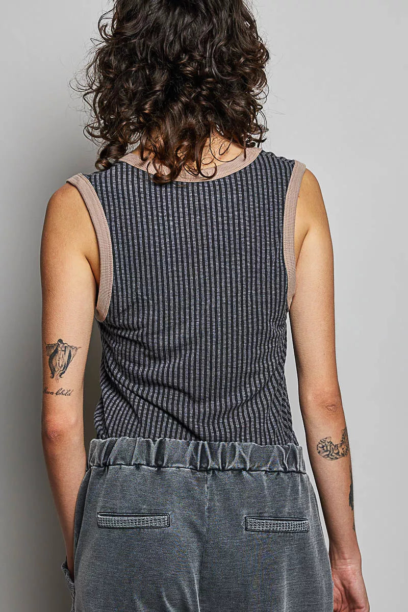 POL V-Neck Contrast Ribbed Sleeveless Tank