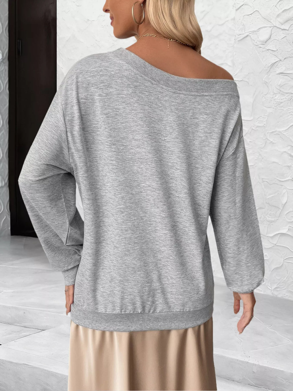 Floral Applique Boat Neck Sweatshirt