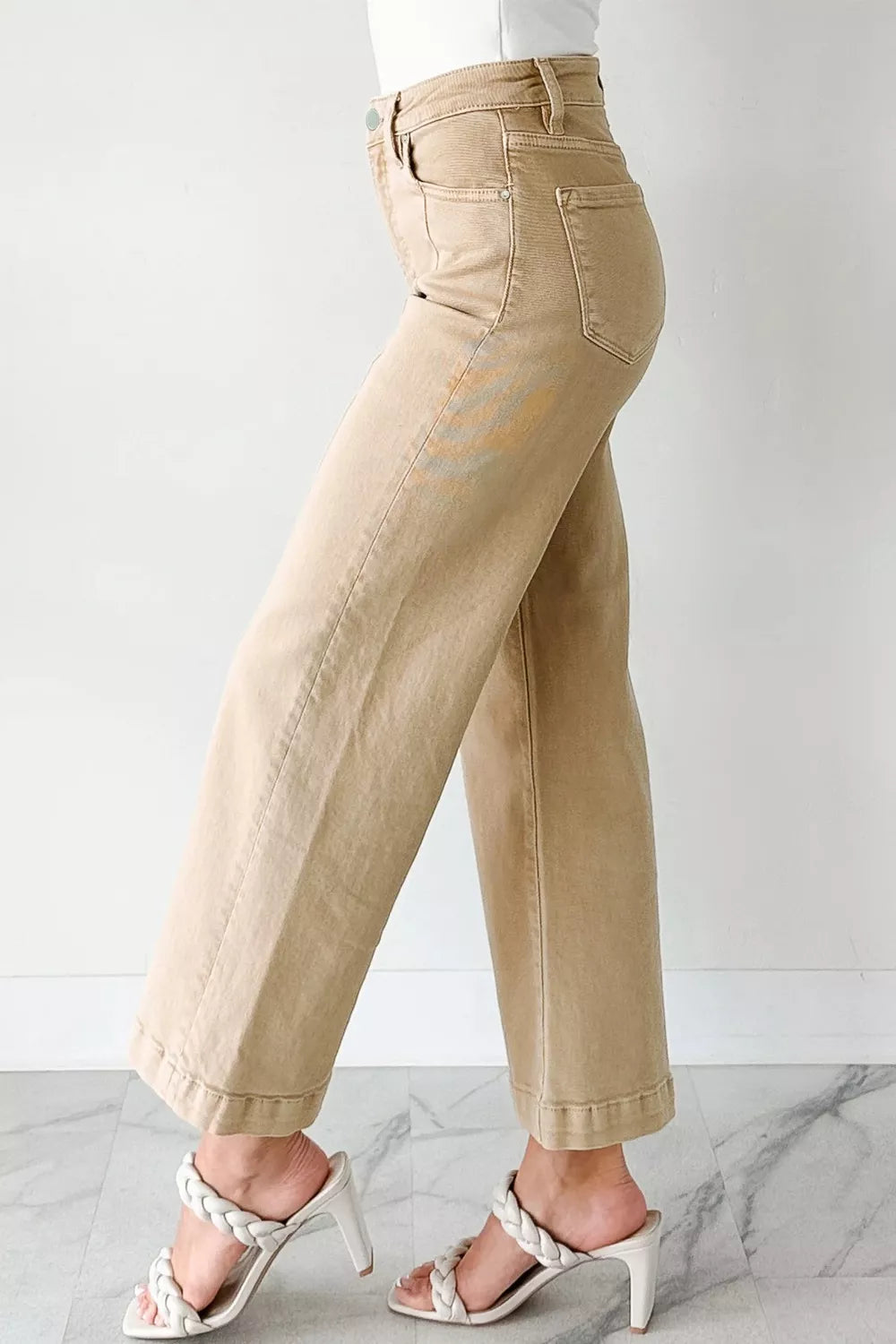 Solid Color Seamed Center Wide Leg Cropped Jeans