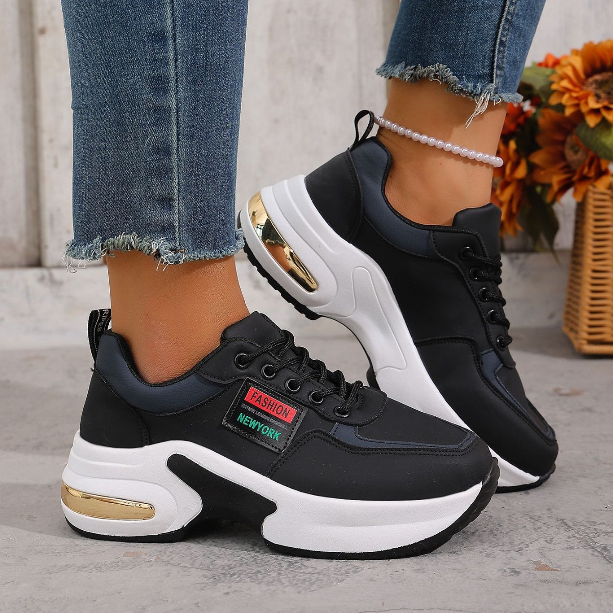 Round Toe Lace Up Sneakers