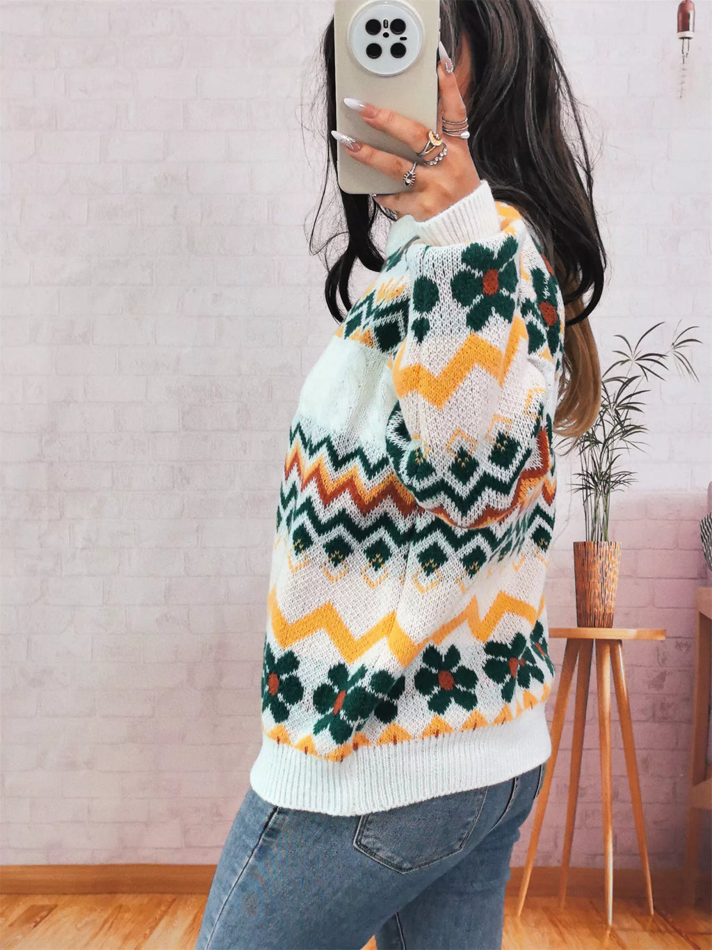 Geometric Round Neck Long Sleeve Sweater