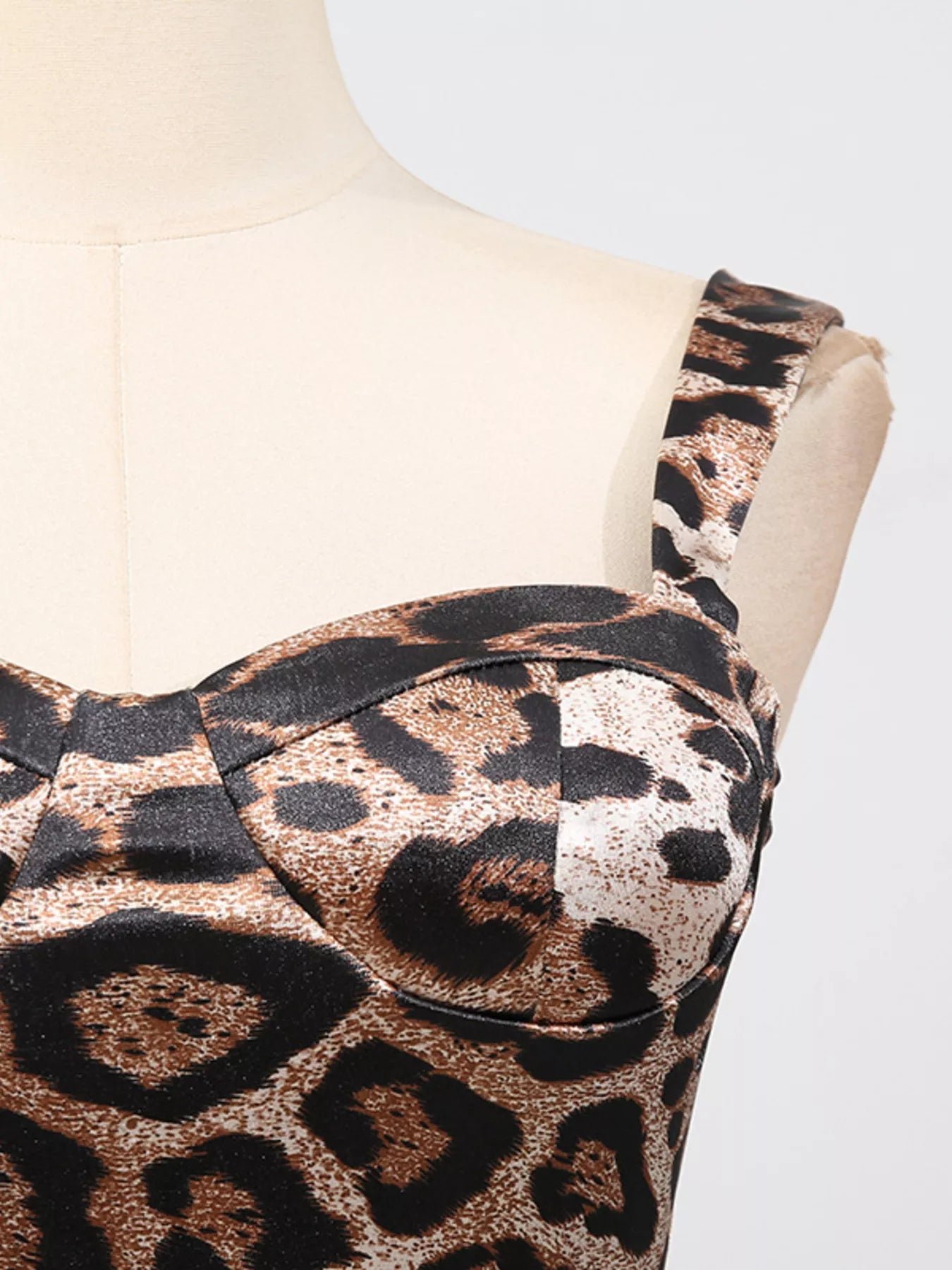Leopard Print Bodycon Back Slit Midi Dress