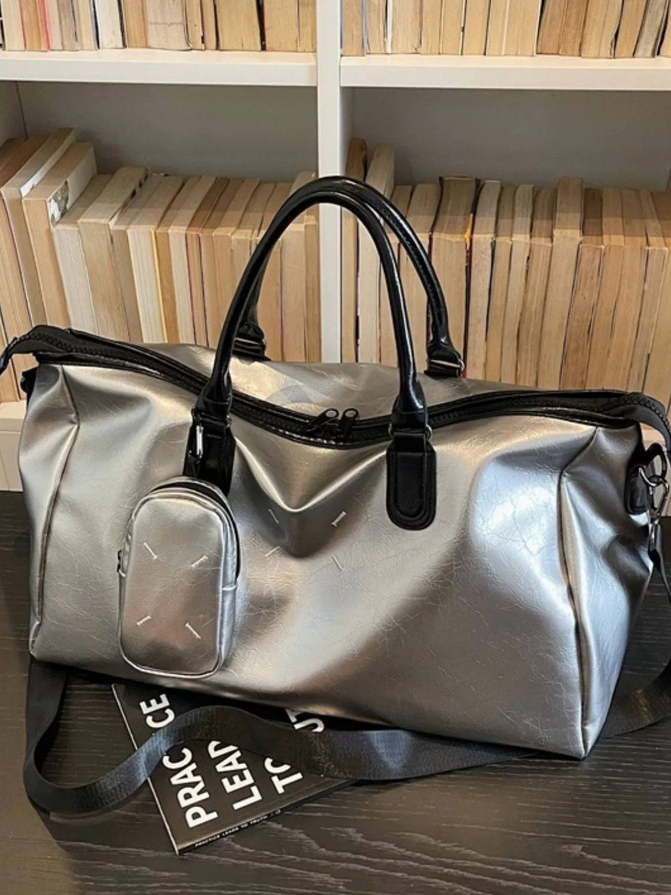 Large Capacity Travel Bag
