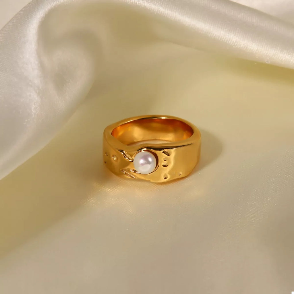 18K Gold-Plated Pearl Ring