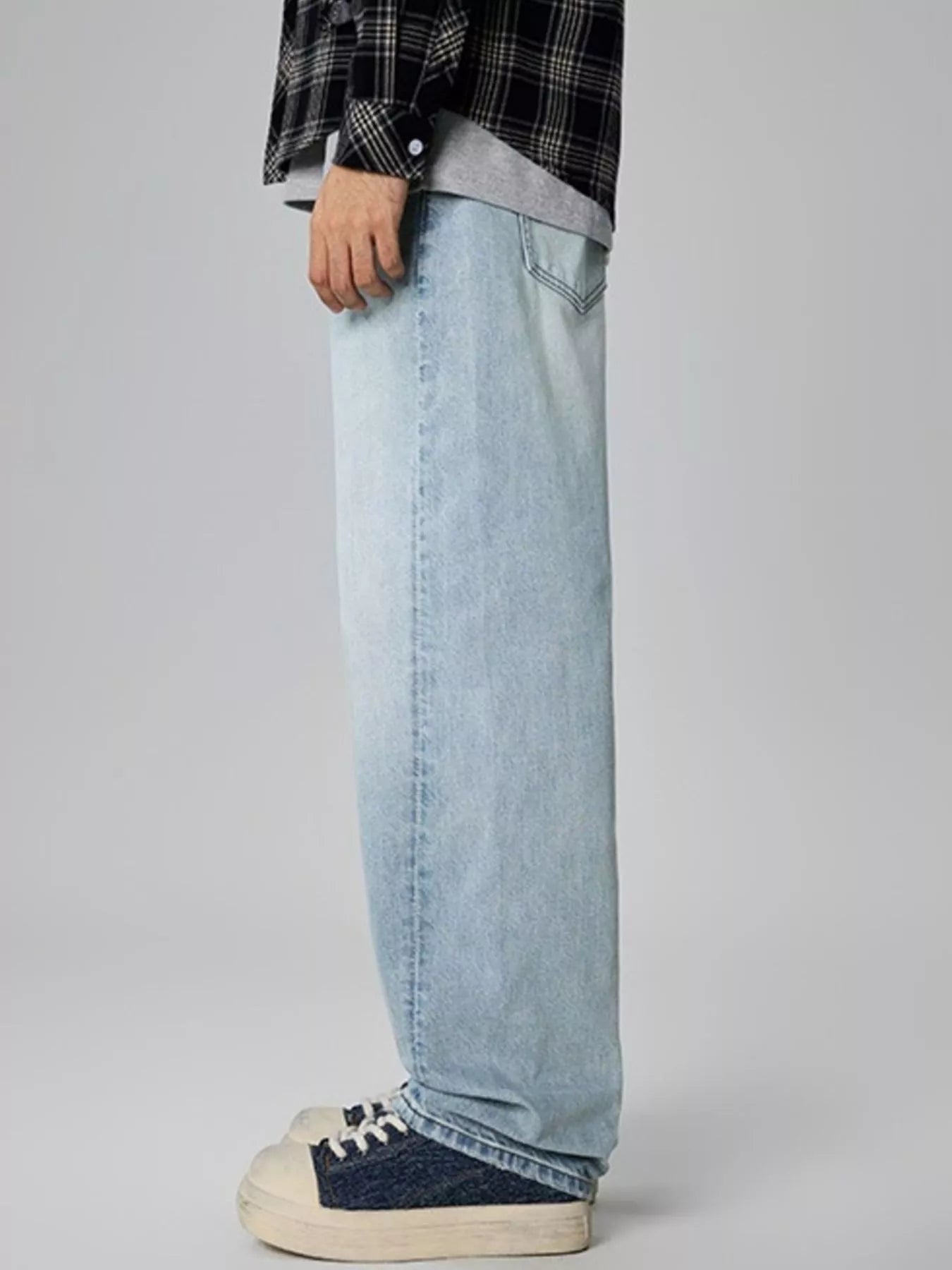Men's Wash Straight Leg Jeans