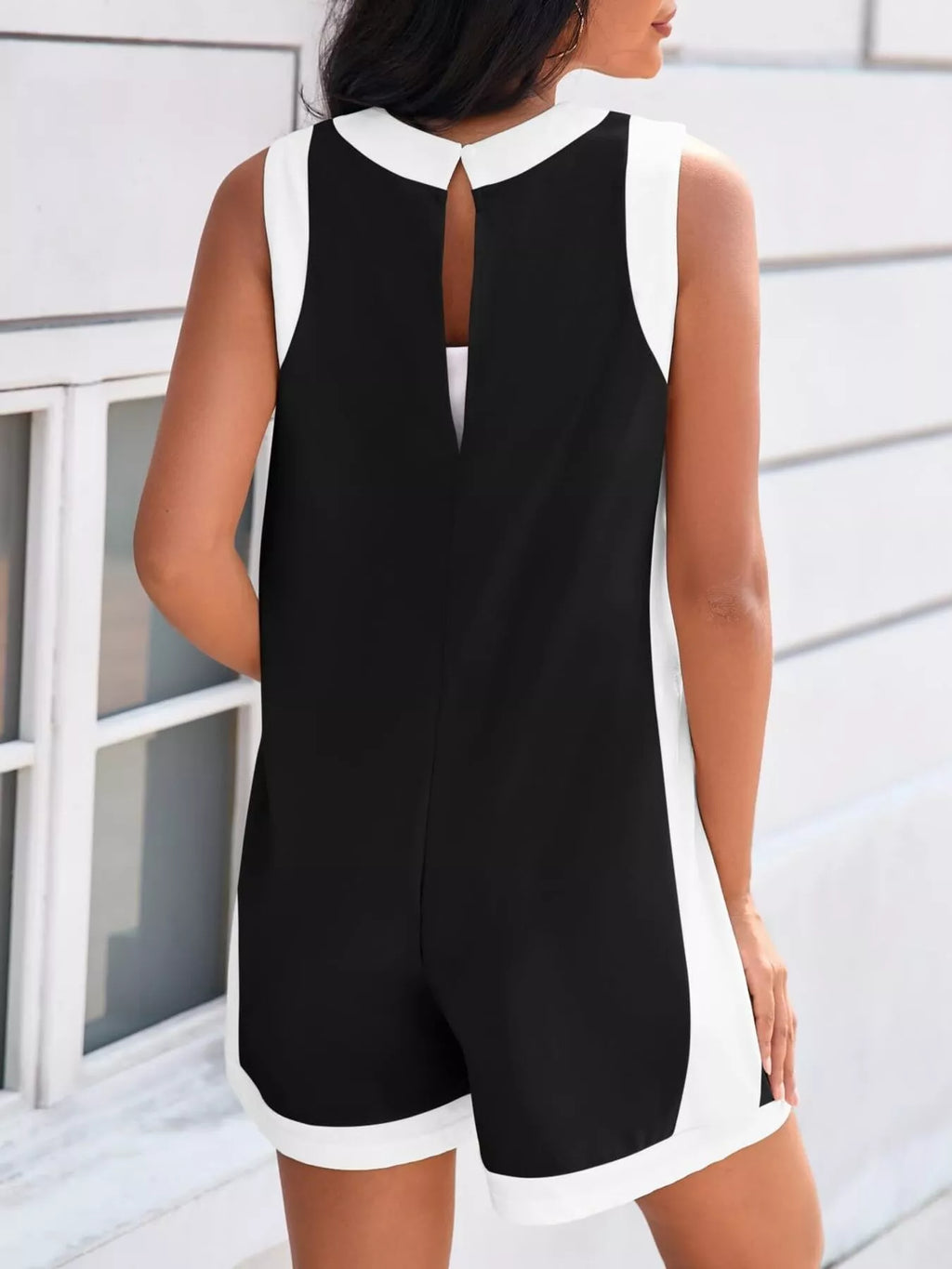 Contrast Trim Sleeveless Romper