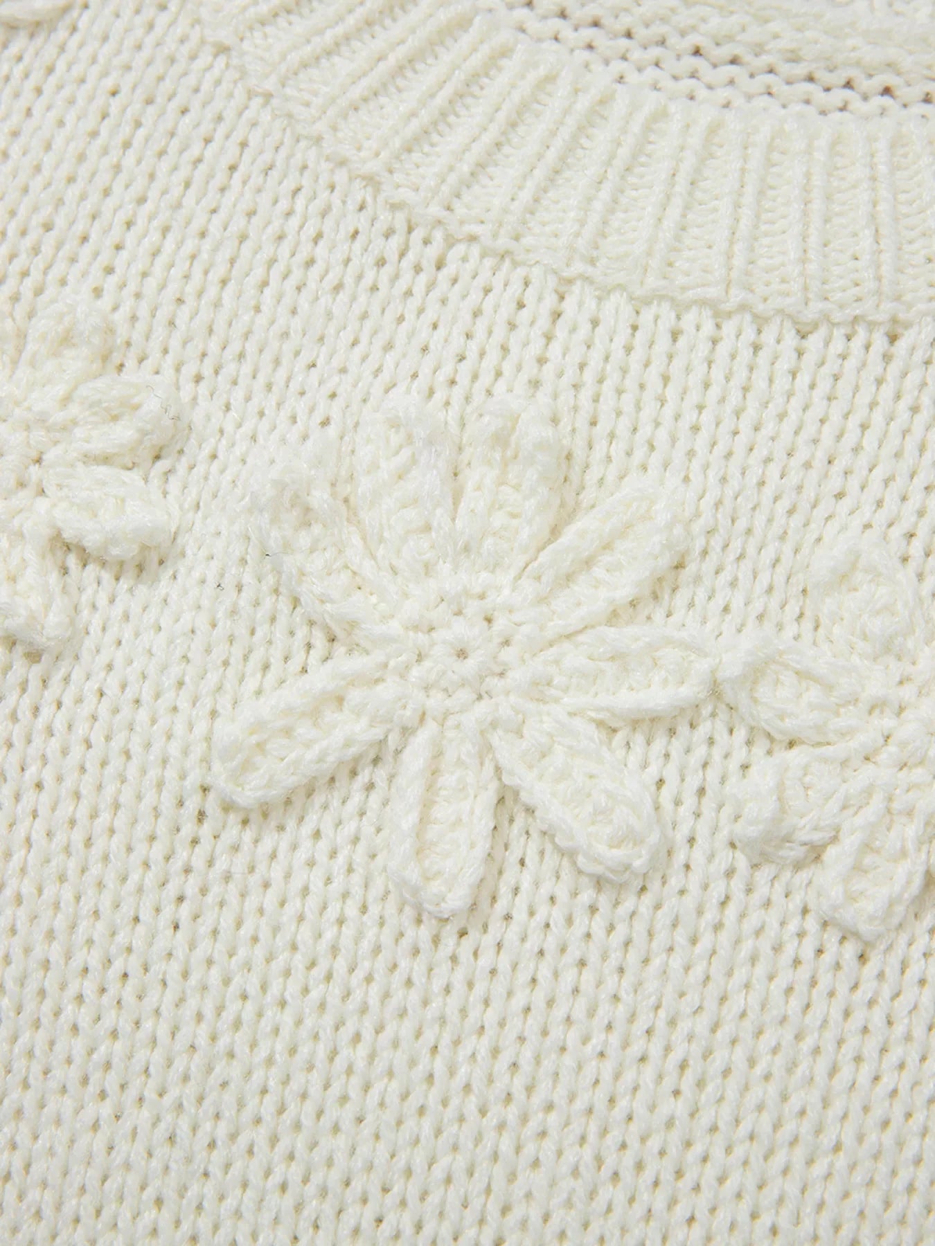 Flower Detail Round Neck Contrast Textured Puff Sleeve Sweater