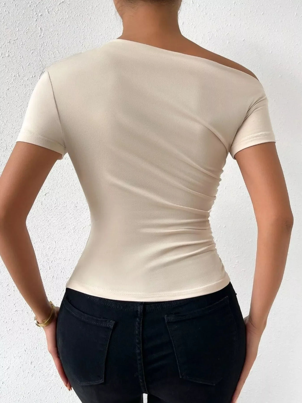 Single Shoulder Short Sleeve T-Shirt