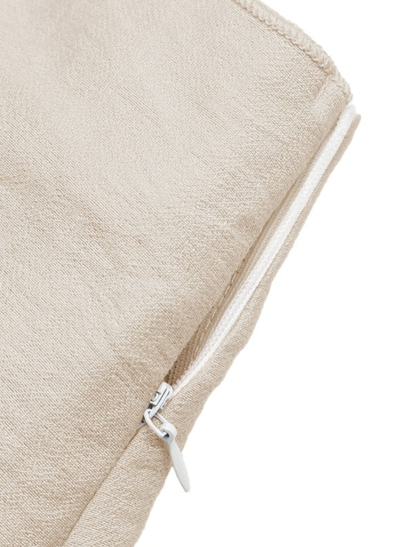 Knotted Buckle Mini Skirt