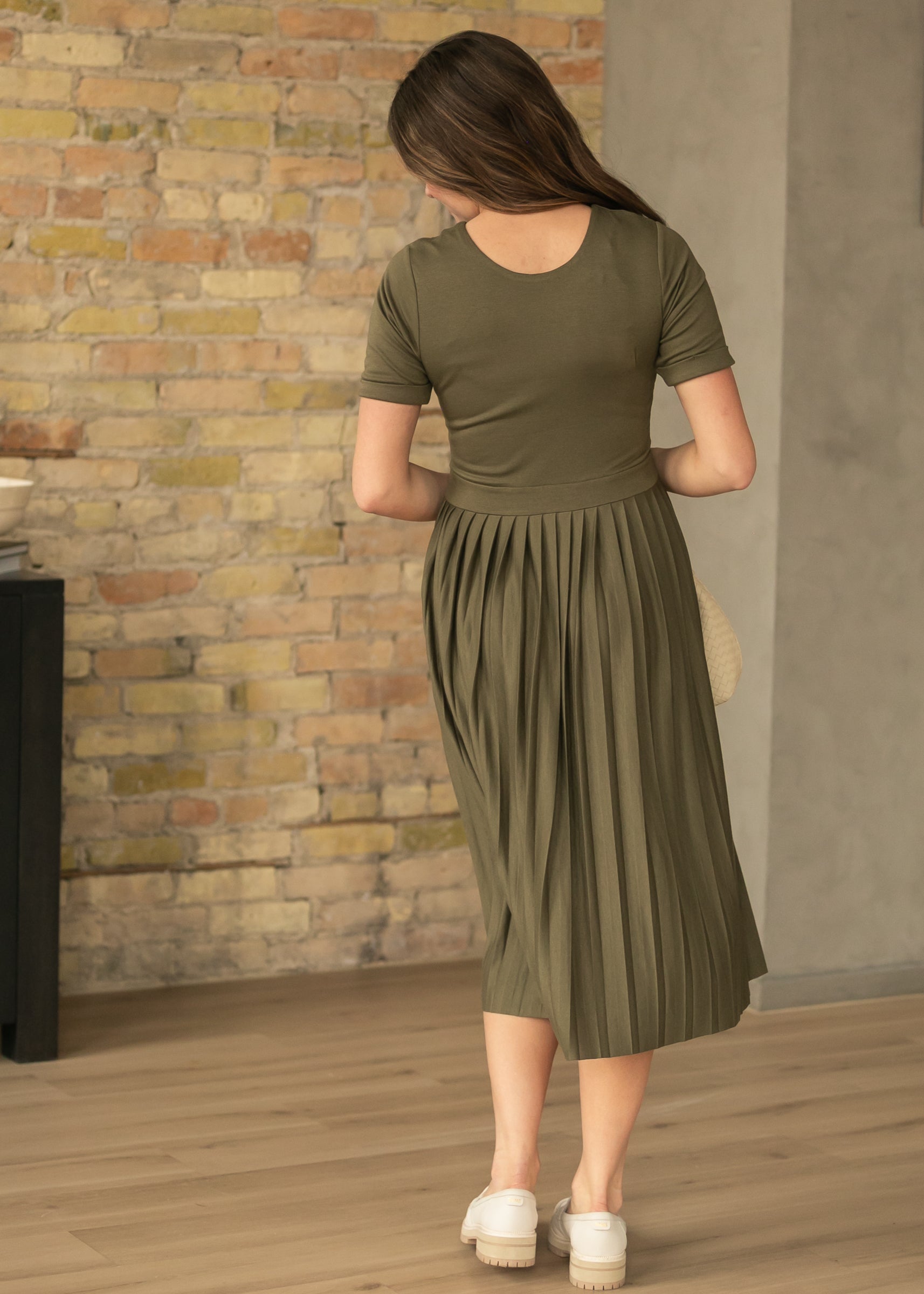 Emersyn Olive Pleated Midi Dress - FINAL SALE