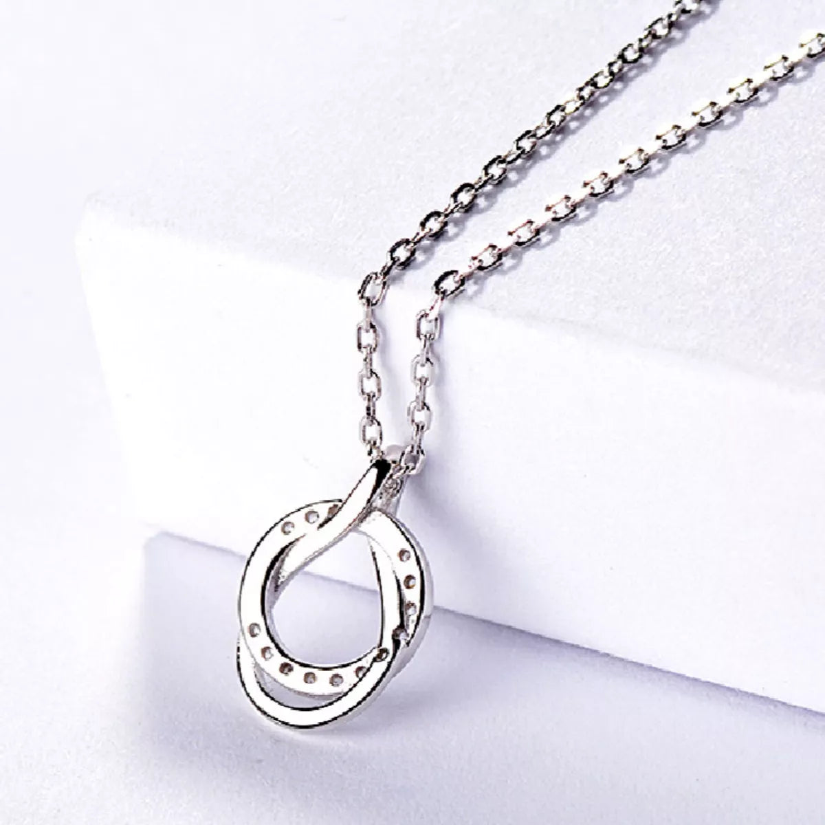 925 Sterling Silver Zircon Pendant Necklace