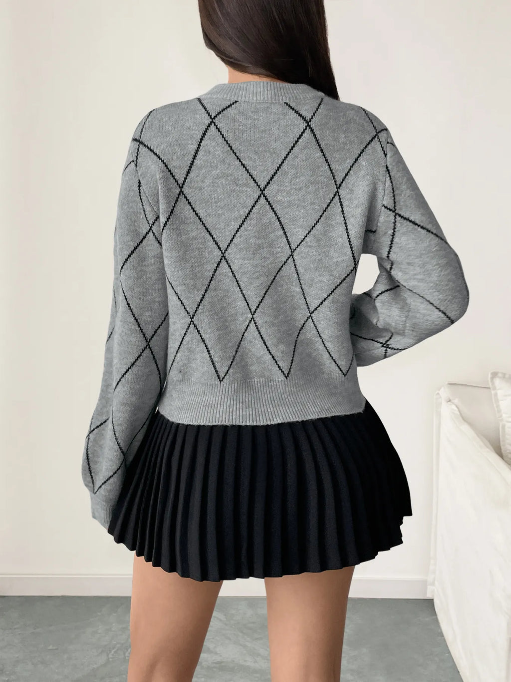 Diamond Pattern Bow Detail Sweater