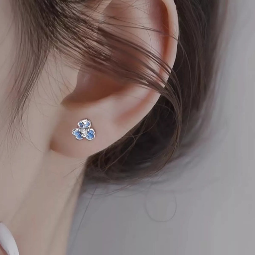 999 Sterling Silver Flower Stud Earrings