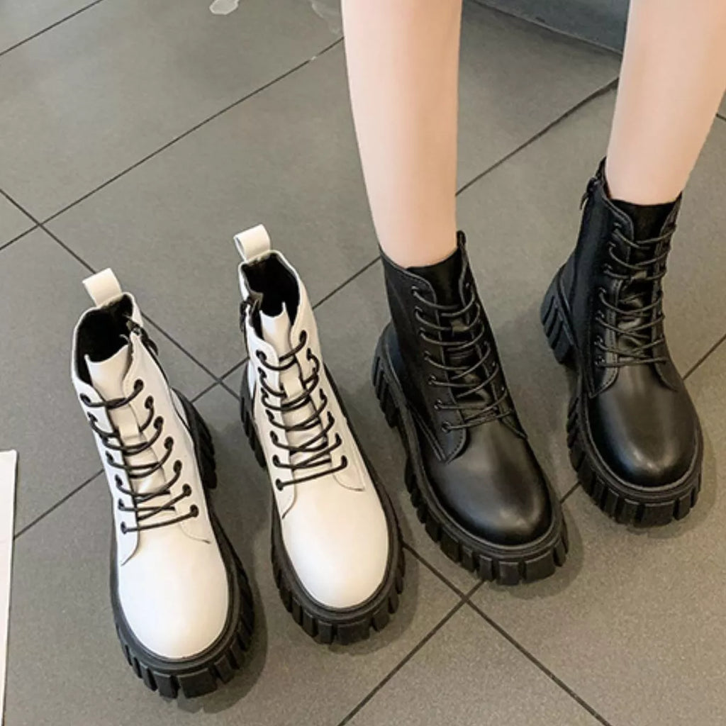 Round Toe Lace-Up Chunky Boots