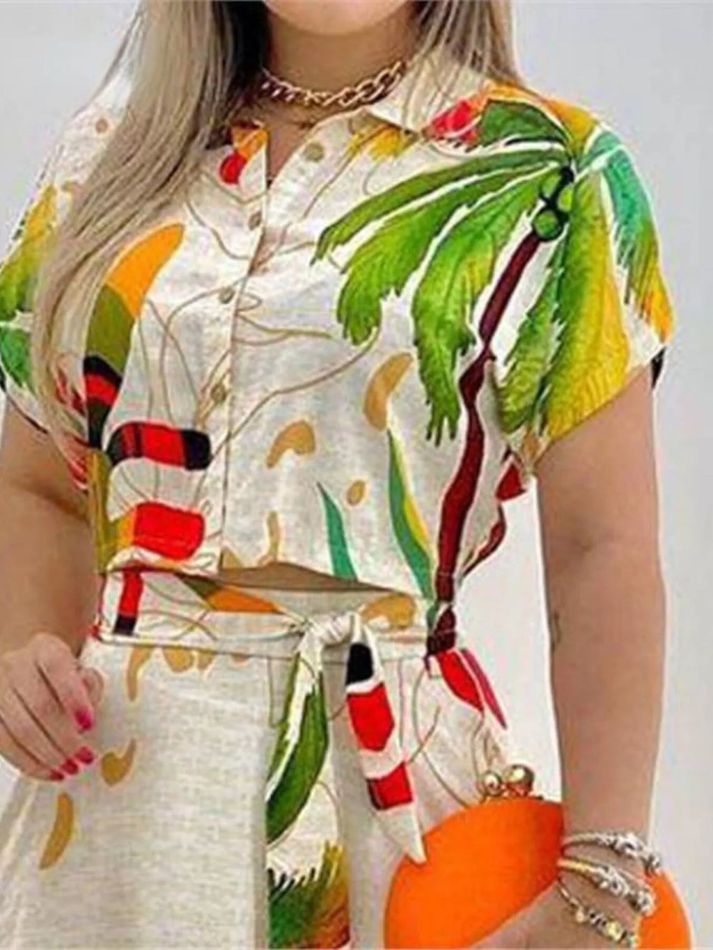 Tropical Print Button-Up Crop Top and Maxi Skirt Set、