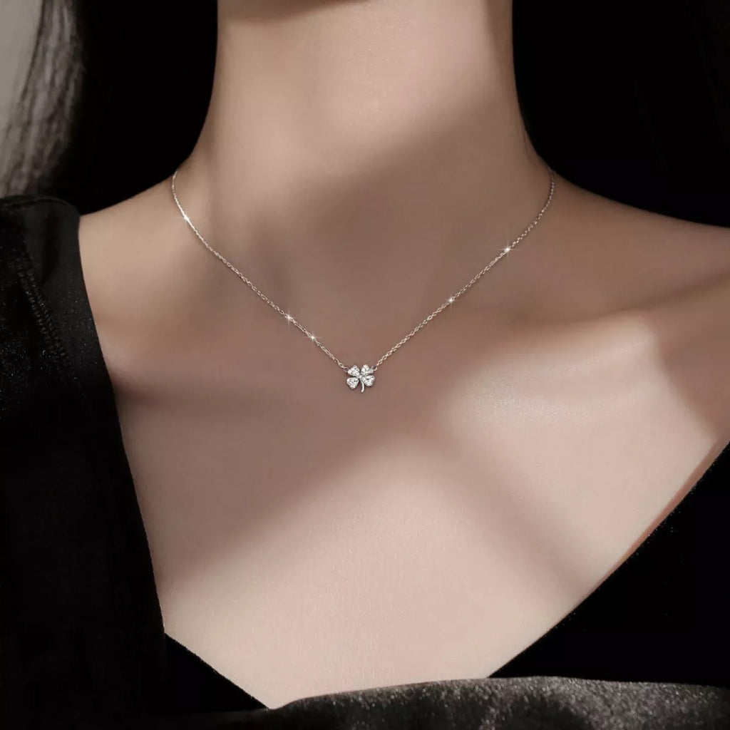 925 Sterling Silver Zircon Four Leaf Clover Necklace