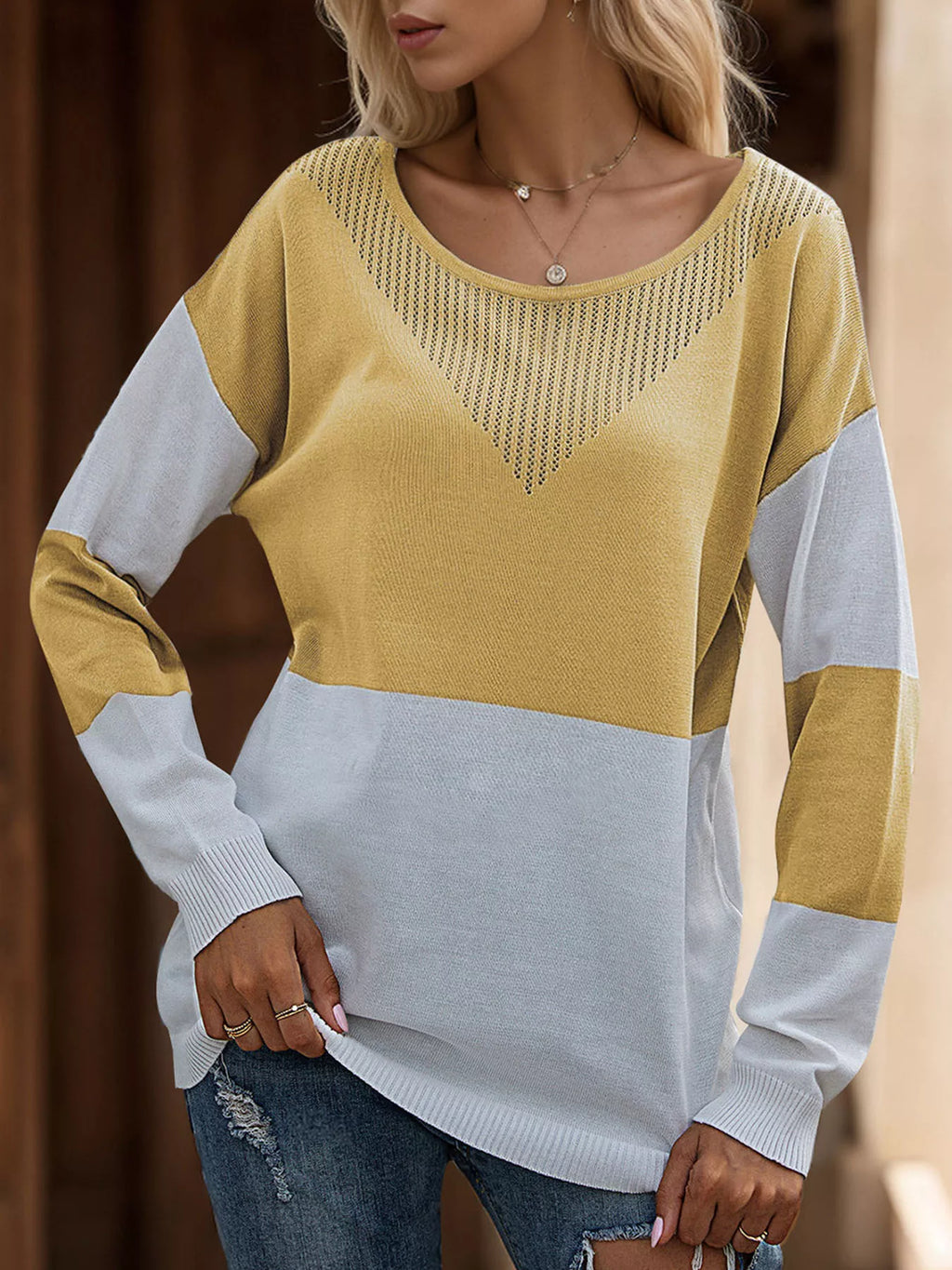 Color Block V-Neck Knit Top