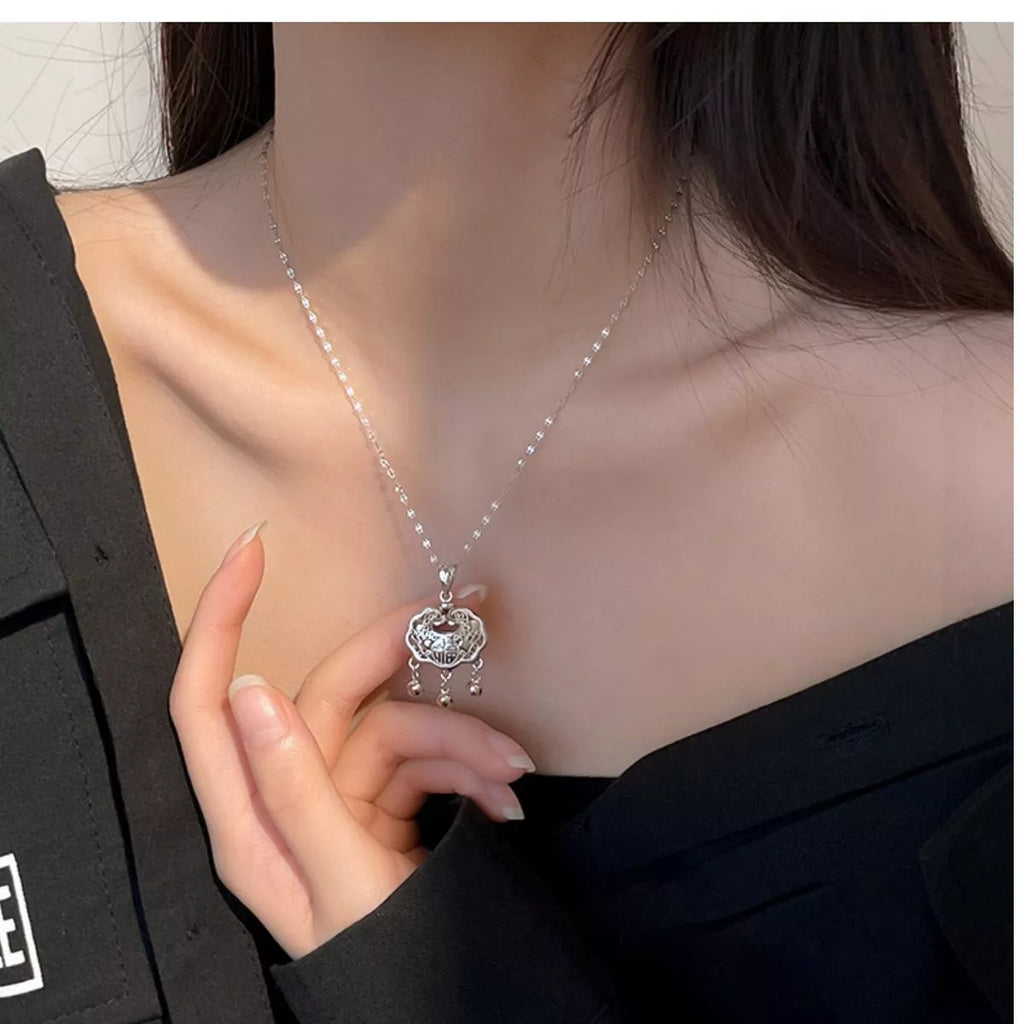 925 Sterling Silver Lock Pendant Necklace