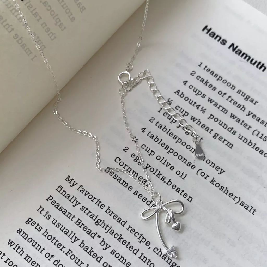 Bowknot Pendant Necklace