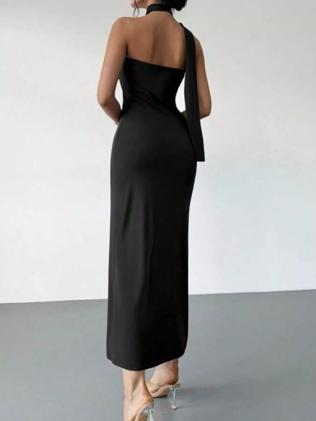 Halter Neck Ruched Bodycon Midi Dress