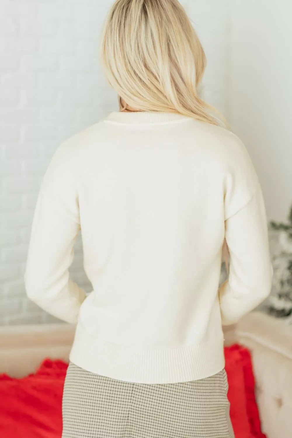 Sequin Bow Embellished Pullover Sweater