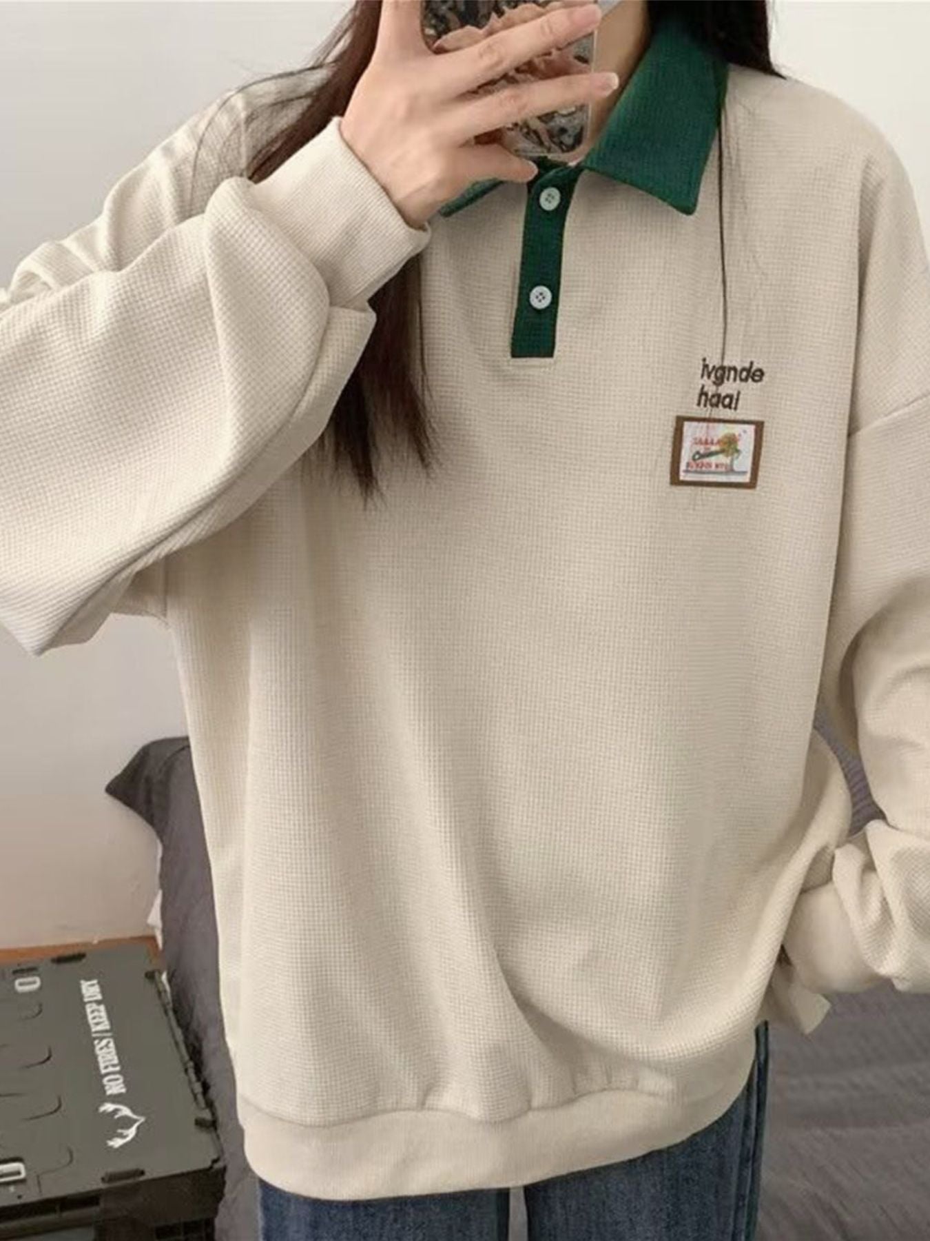 Contrast Collar Dropped Shoulder Sweatshirt