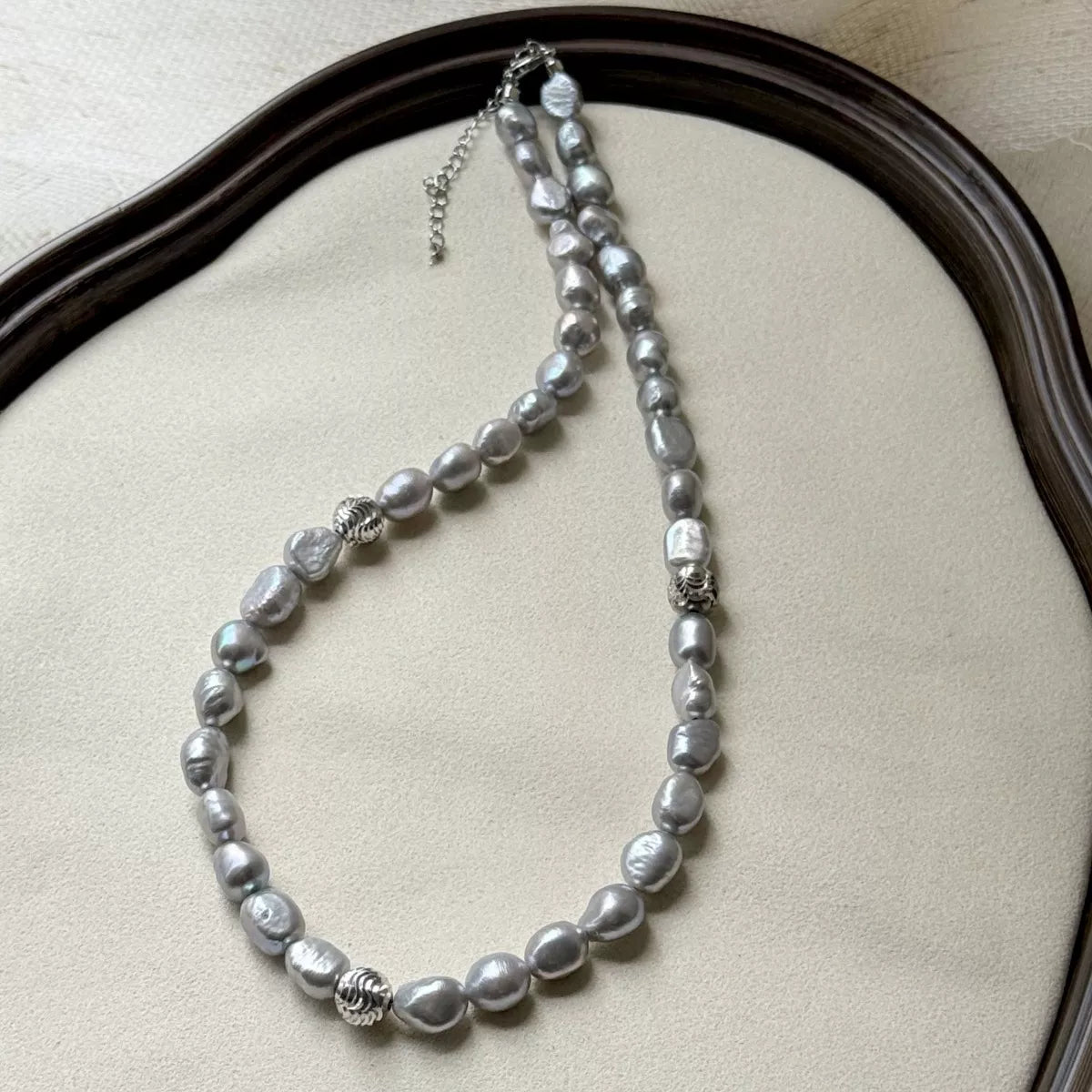 Pearl Choker Necklace