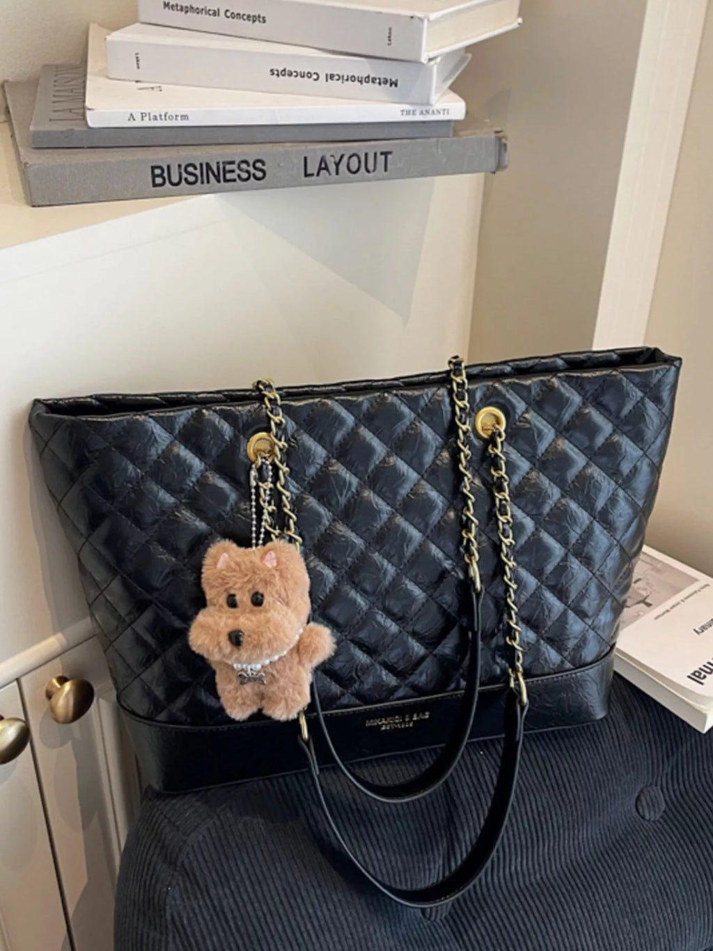 Quilted Chain Shoulder Bag