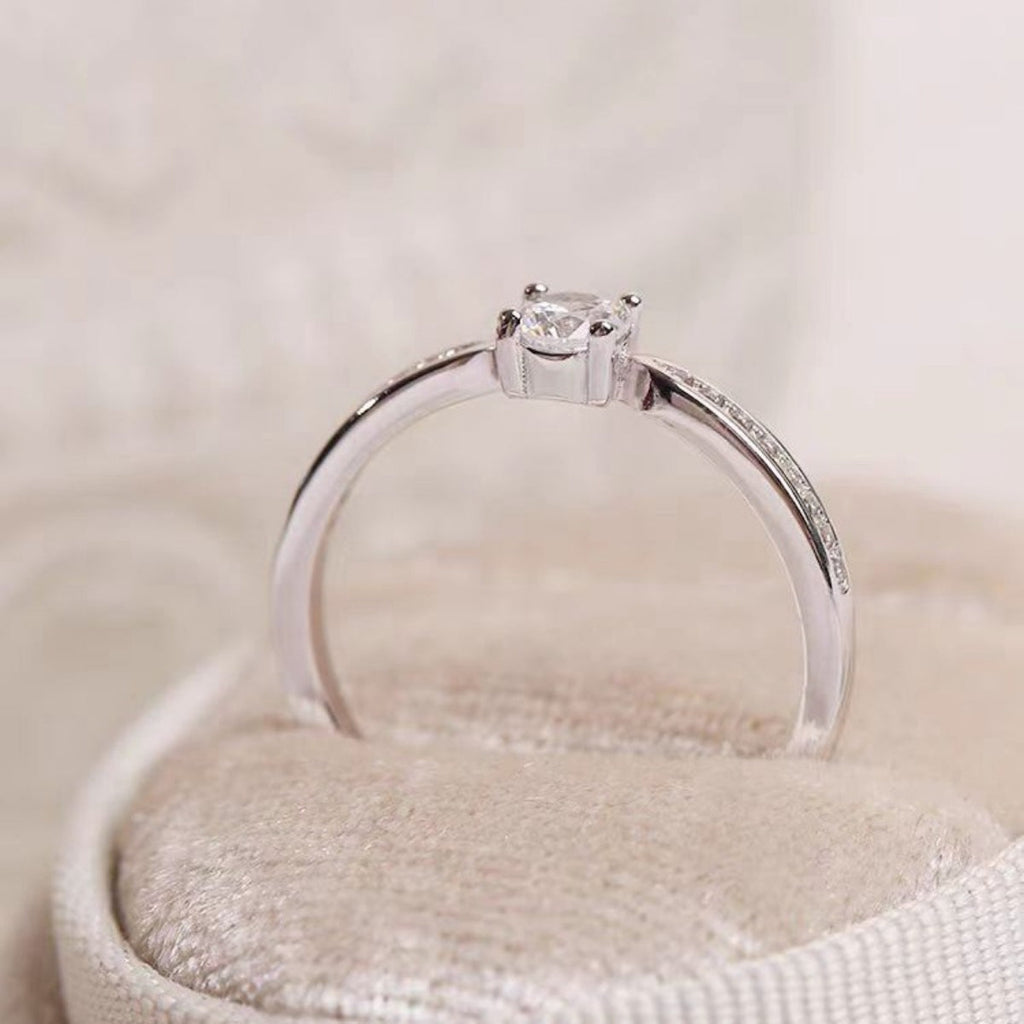 925 Sterling Silver Moissanite Ring