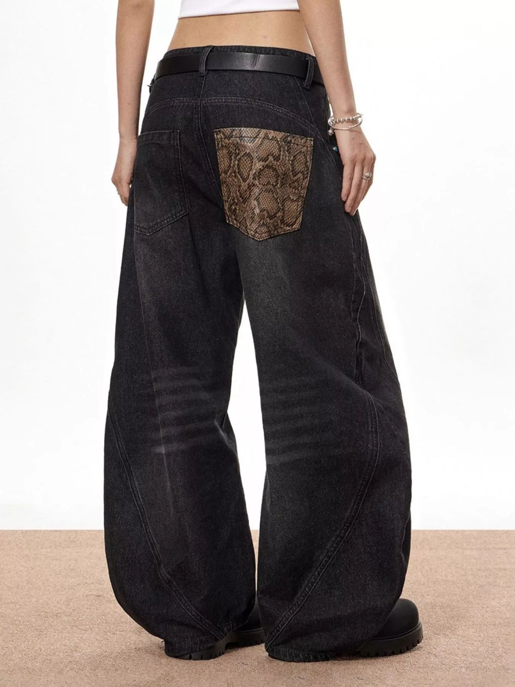 Men's Vintage Wide Leg Jeans with Snake Print