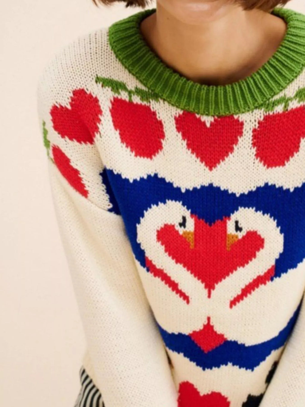 Swan Heart Pattern Round Neck Sweater