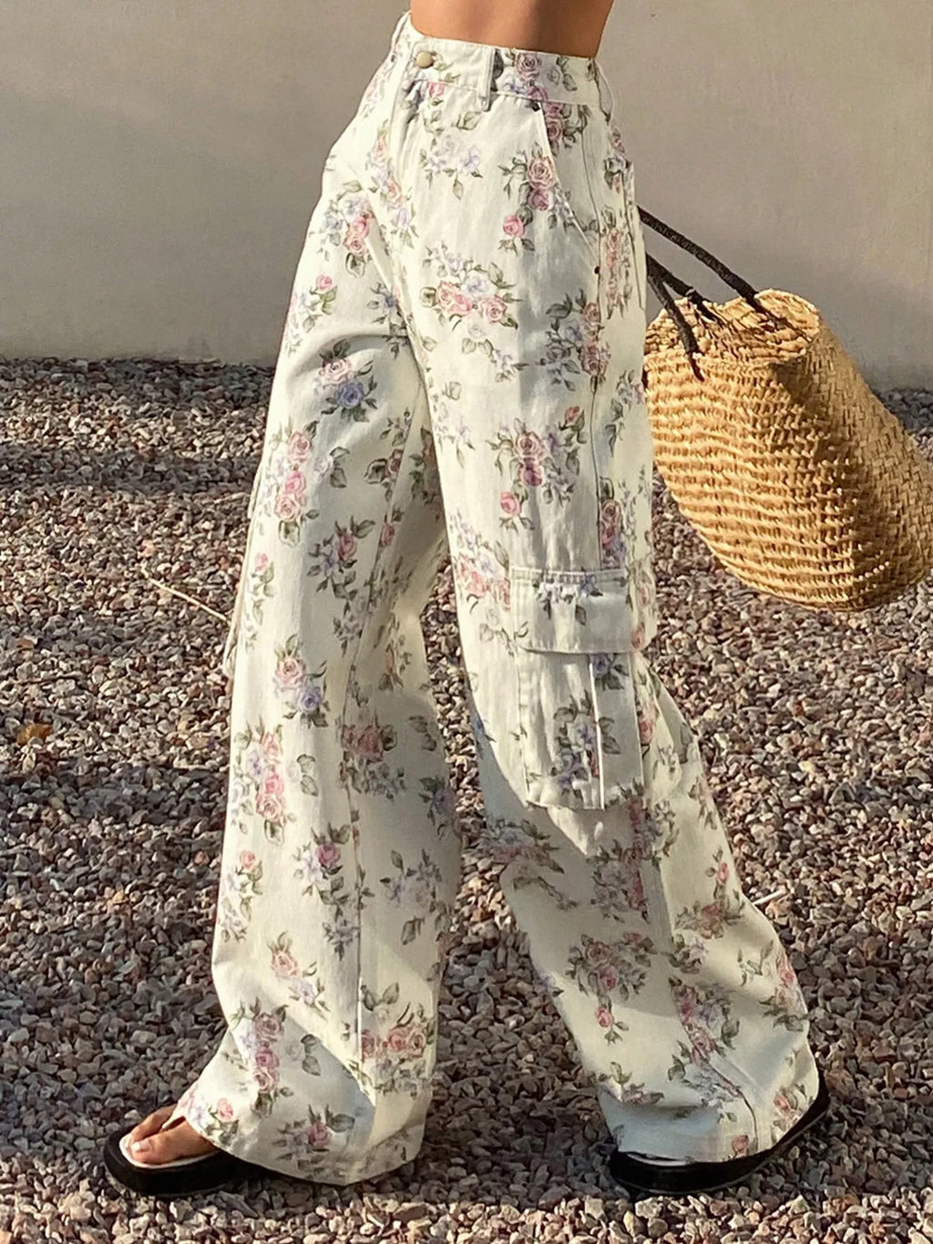 Floral Print Wide-Leg Jeans