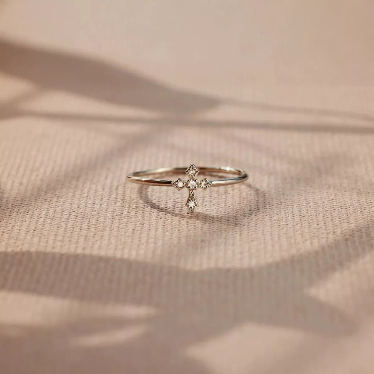 925 Sterling Silver Zircon Cross Ring