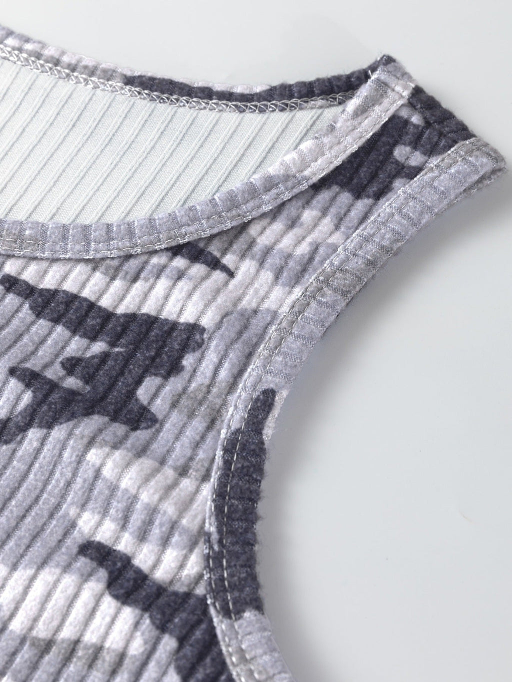 Camouflage Print Ribbed Knit Round Neck Tank Top