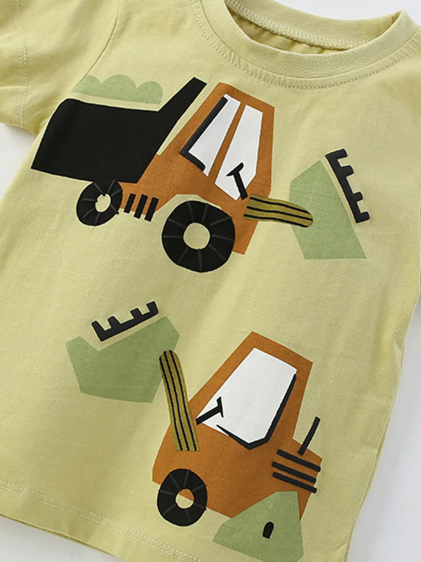 Children's Cartoon Excavator Round Neck Tee and Shorts Set