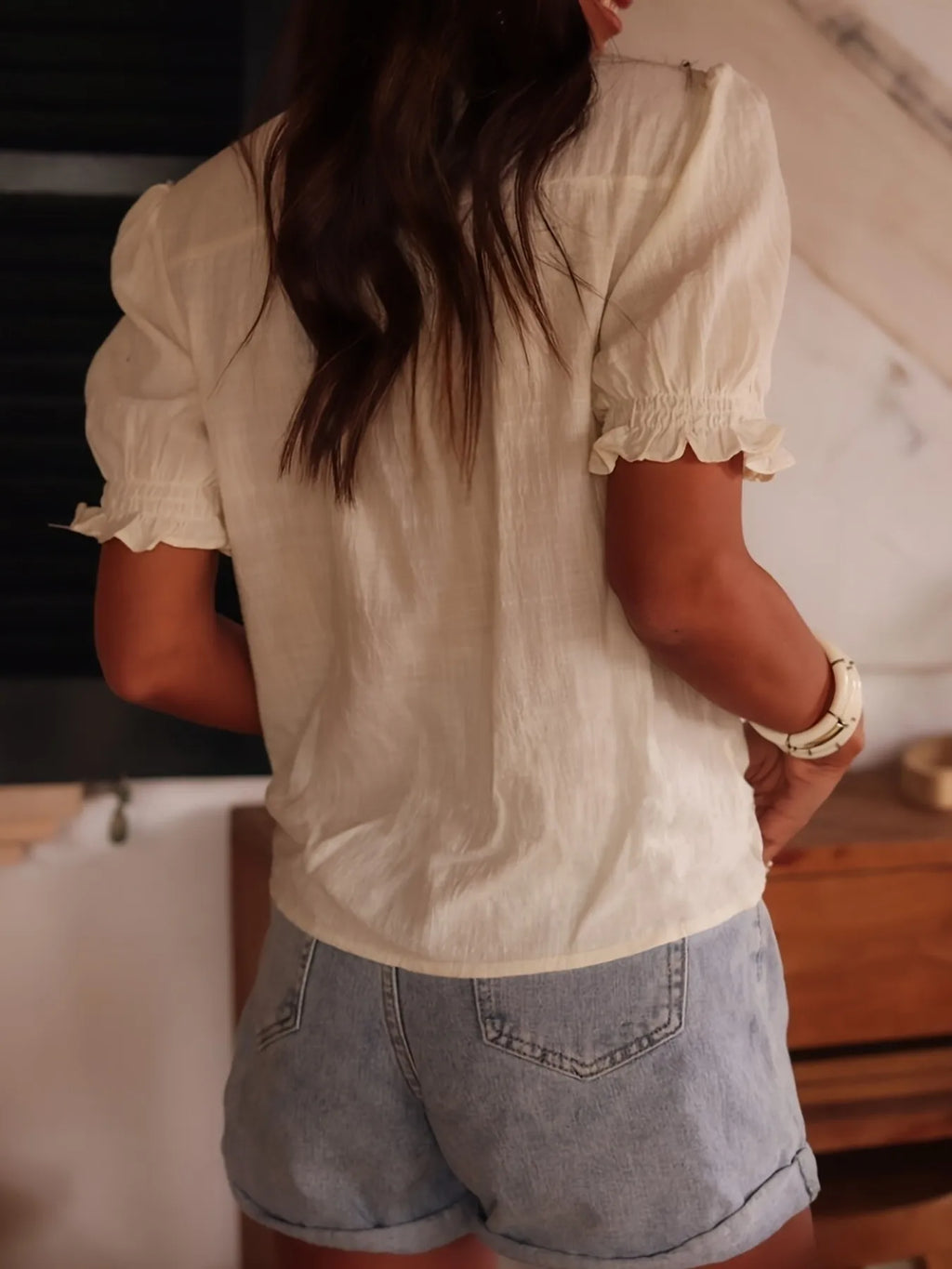Embroidered Puff Sleeve Blouse