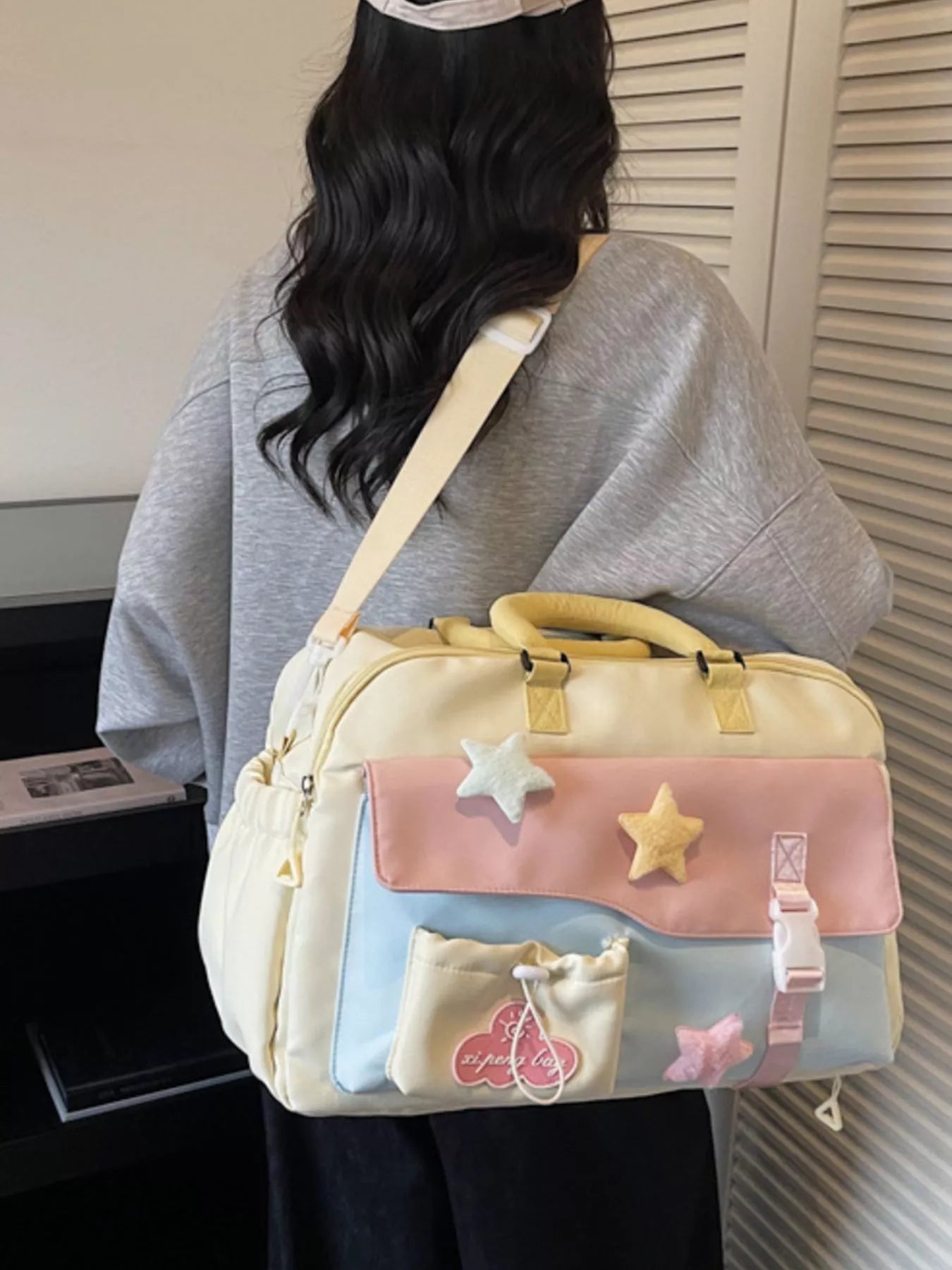 Color Block Star & Cloud Embellished Travel Bag