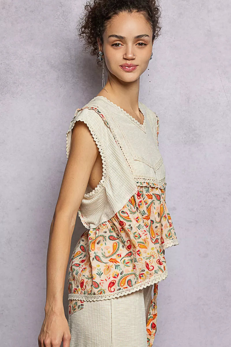 POL Lace Detail Floral Cropped Ruffled Top