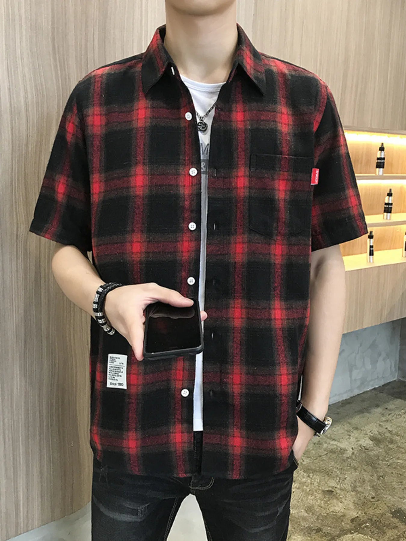 Men's Plus Size Plaid Button-Down Short Sleeve Shirt