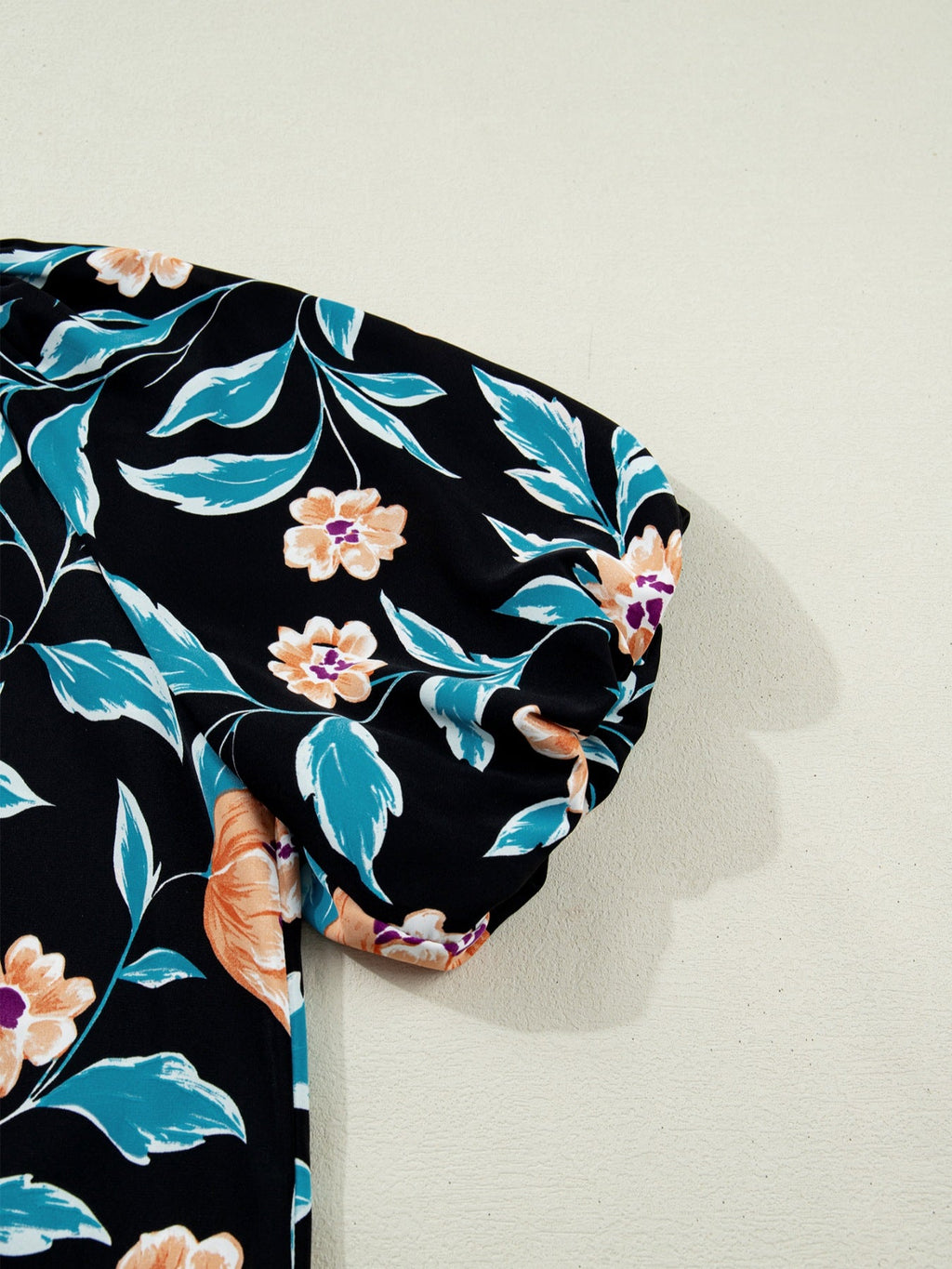 Floral Short Bubble Sleeve Buttoned Notched Neck Blouse