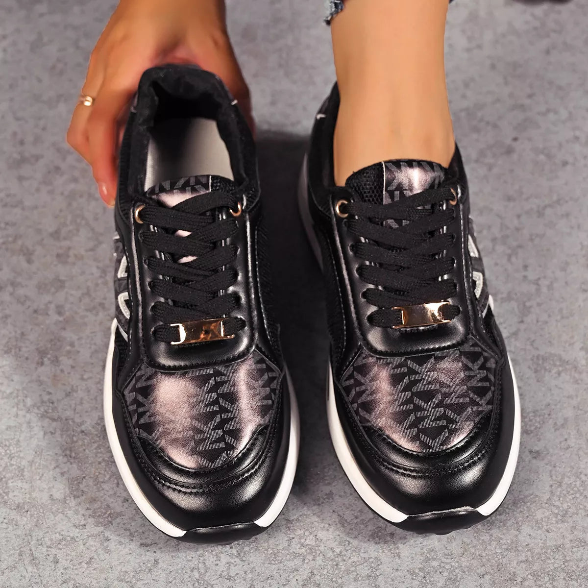 Lace Up Round Toe Sneakers