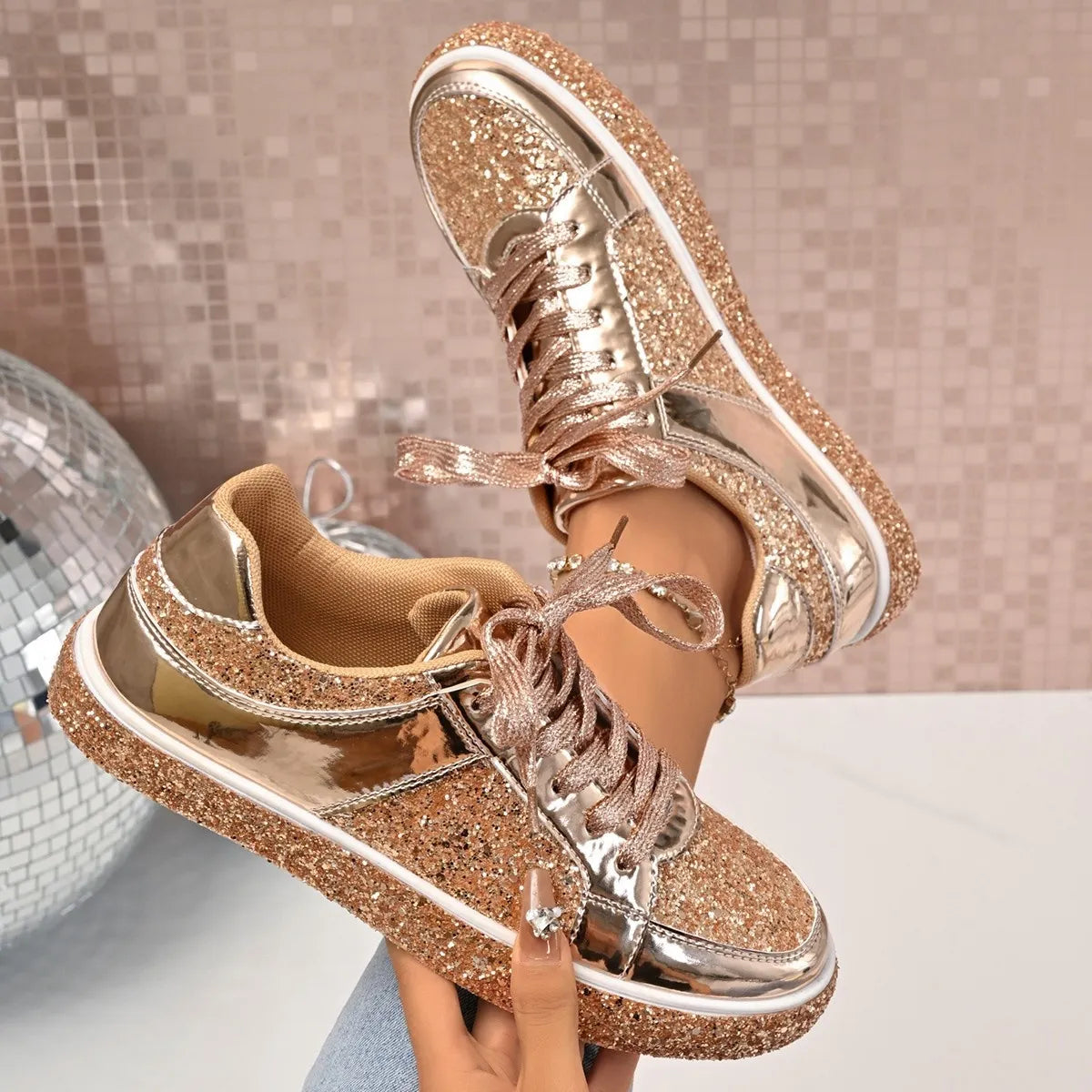 Round Toe Lace Up Sneakers